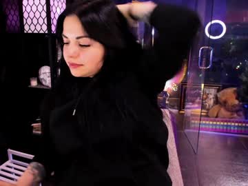 alma_pearl's chat room