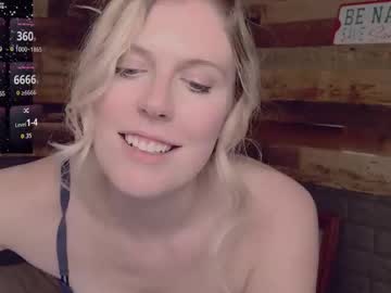 evilvillainess's chat room