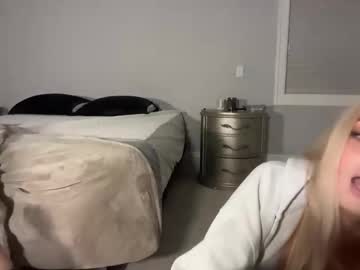 chloeros3e's chat room