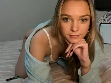 scarletterose_504259's chat room