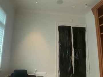 lilybrown07's chat room