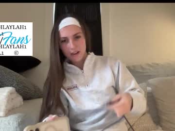 laylahlaylah1's chat room