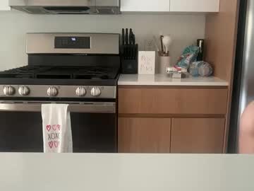 ggstrawberries's chat room