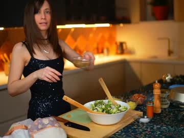 newchloe18's chat room