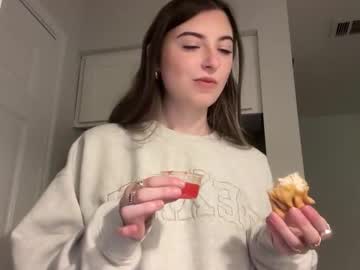 fantasyella's chat room