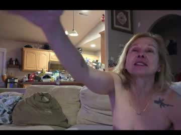 matureluvin's chat room