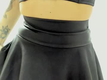 v_deville's chat room