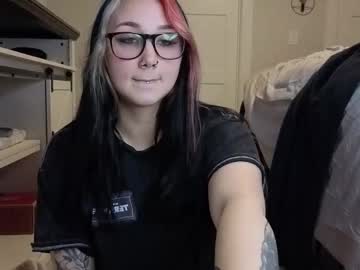 iveyjade33's chat room