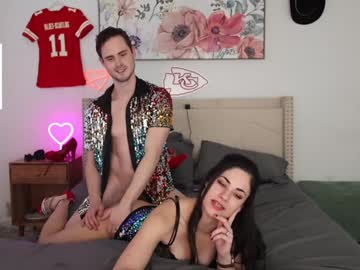 ari_lovexo's chat room