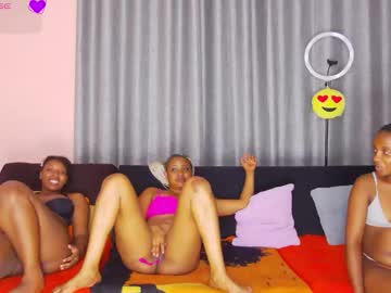 heaven_gall_'s chat room