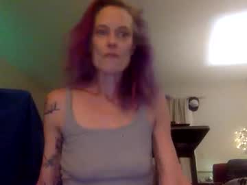 love_blooms's chat room