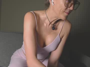 sunnie_dayz's chat room