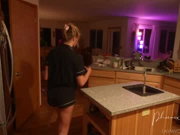 phoenix_taylor's chat room