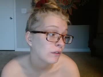 baeblondie's chat room