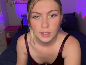 elliee81's chat room