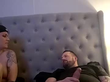 coupleoffantastics's chat room