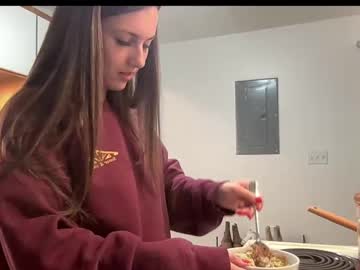 laylahlaylah1's chat room