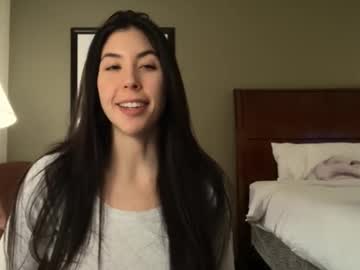 lilylustxoxo's chat room