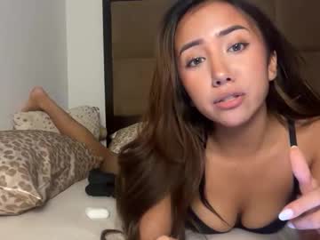 dollyrhodesss's chat room