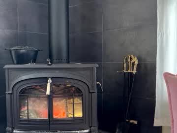 mommamia12's chat room