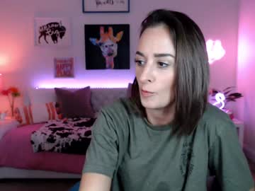 holihurricane's chat room