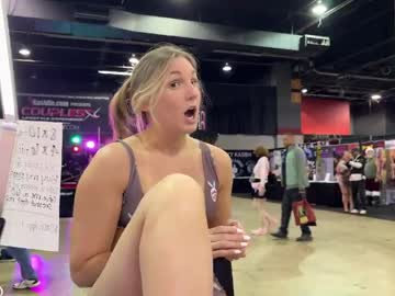 graciemae_baexx's chat room