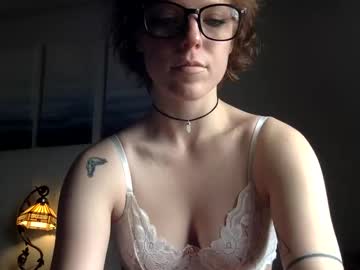 cindy_loo_hoops's chat room