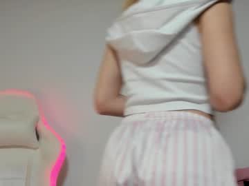 adventurina's chat room