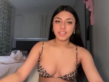 sophiasecretsx's chat room