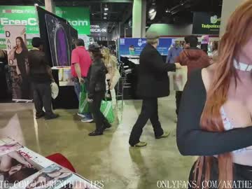 laurenphillips's chat room