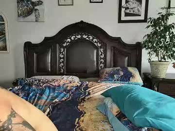 pussylix3's chat room