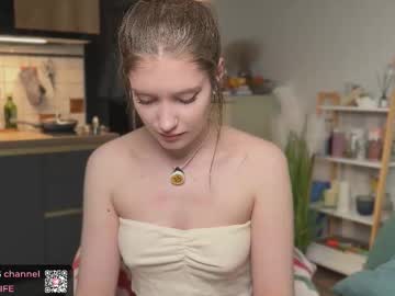 aileen__'s chat room