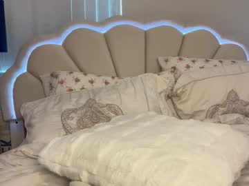 rileysmitheree's chat room