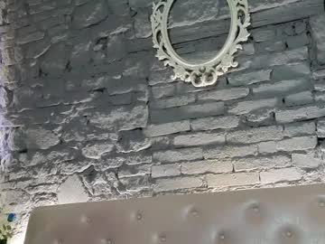 vixvixenn's chat room