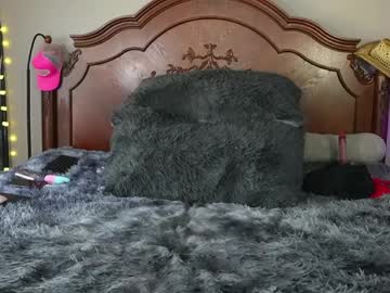 oh_lovely_girl's chat room