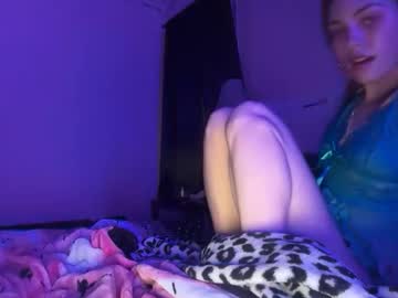 liddlexparis's chat room