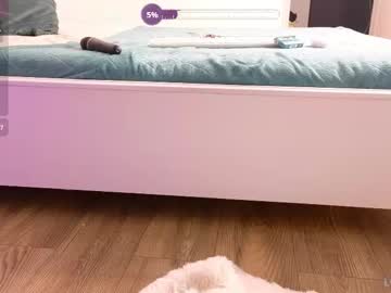 ilikeithaard's chat room