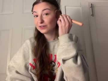 fantasyella's chat room