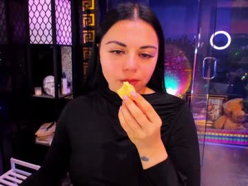 alma_pearl's chat room