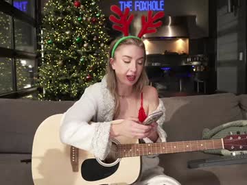 blondefoxsilverfox's chat room