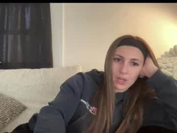 laylahlaylah1's chat room