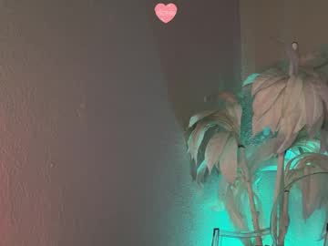 jinxy_loves's chat room