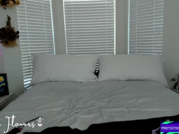 violetttflowers's chat room