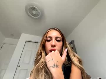 laylawesttt's chat room