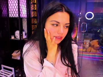 alma_pearl's chat room