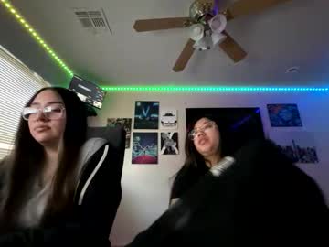 sexylatina22493587's chat room