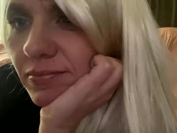 sexymeetball's chat room