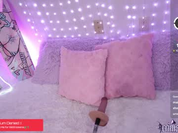 crimsonkitten's chat room