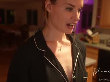 phoenix_taylor's chat room