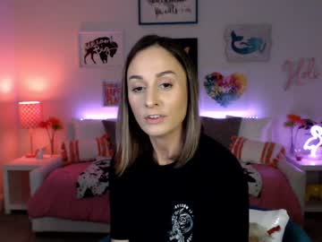 holihurricane's chat room